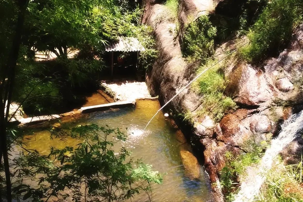 Cachoeira da Ponte Funda